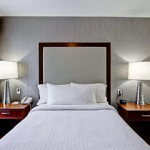 Hotel Poplar And